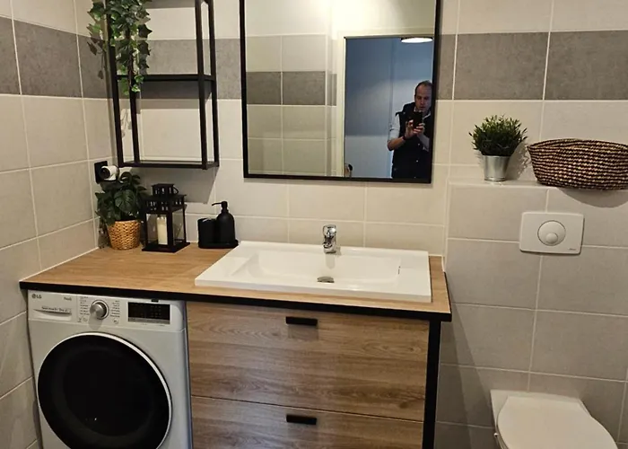 Hippolyte - Magnifique En Centre-ville *